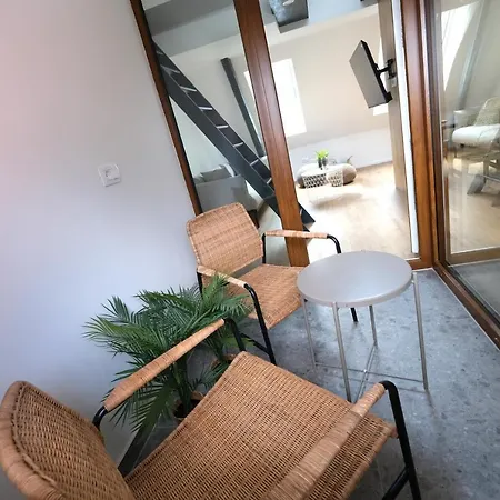 Emona Free Parking & Gym Apartment *