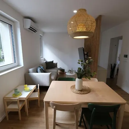 Emona Free Parking & Gym