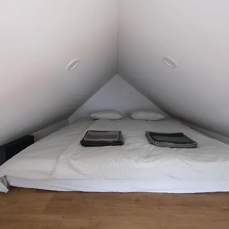 Emona Free Parking & Gym Apartamento *