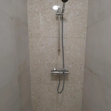 Emona Free Parking & Gym Apartamento *