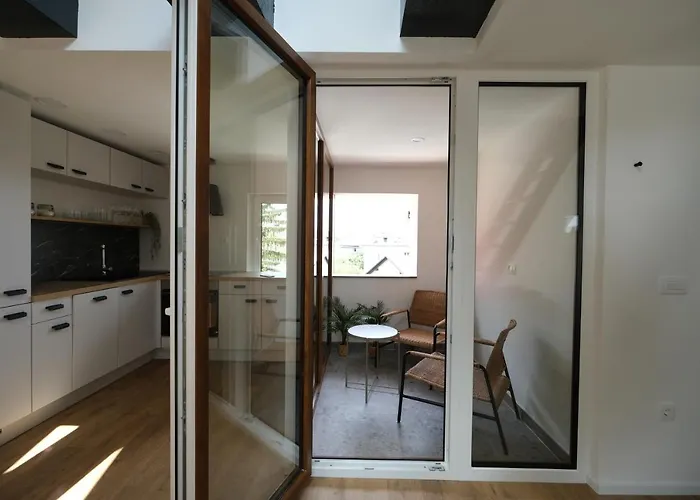 Emona Free Parking & Gym 卢布尔雅那